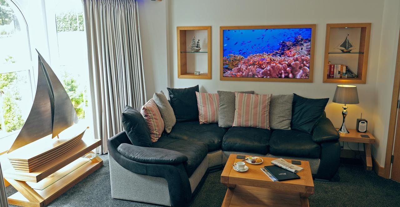 The Oceanic Luxury Aparthotel ฟาลมัธ ภายนอก รูปภาพ