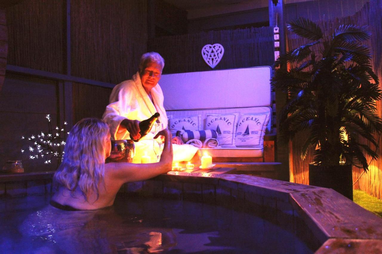 The Oceanic Luxury Aparthotel ฟาลมัธ ภายนอก รูปภาพ